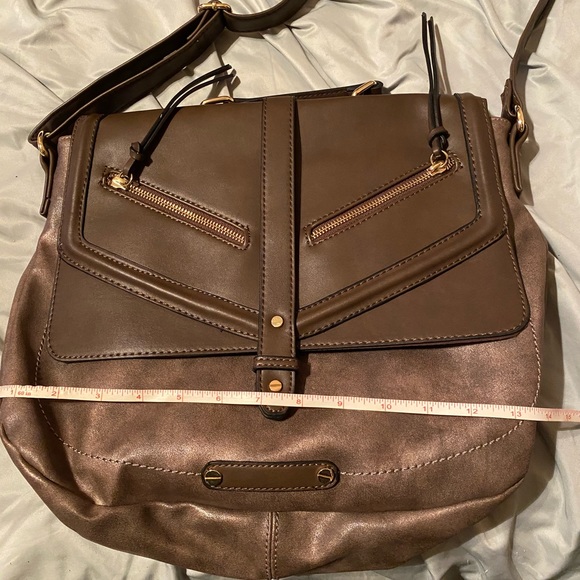 *SOLD* Crossbody Smokey Brown + Gray Crossbody - Picture 5 of 10